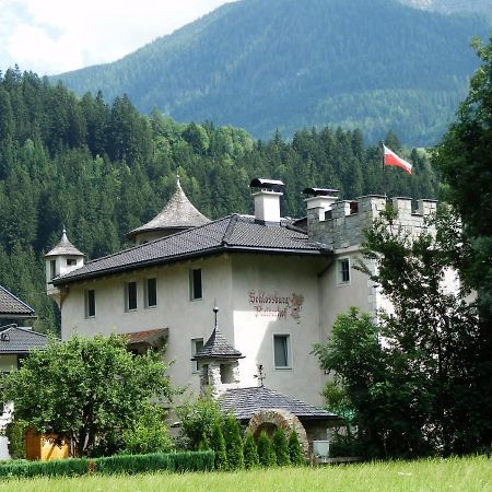 Schlossburg Reiserhof Цель-ам-Циллер Экстерьер фото