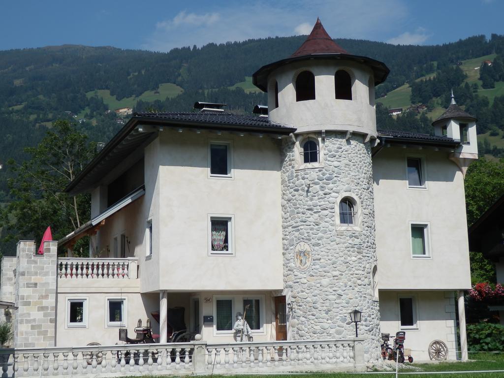 Schlossburg Reiserhof Цель-ам-Циллер Номер фото